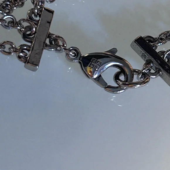 Givenchy layered necklace - Picture 6 of 10